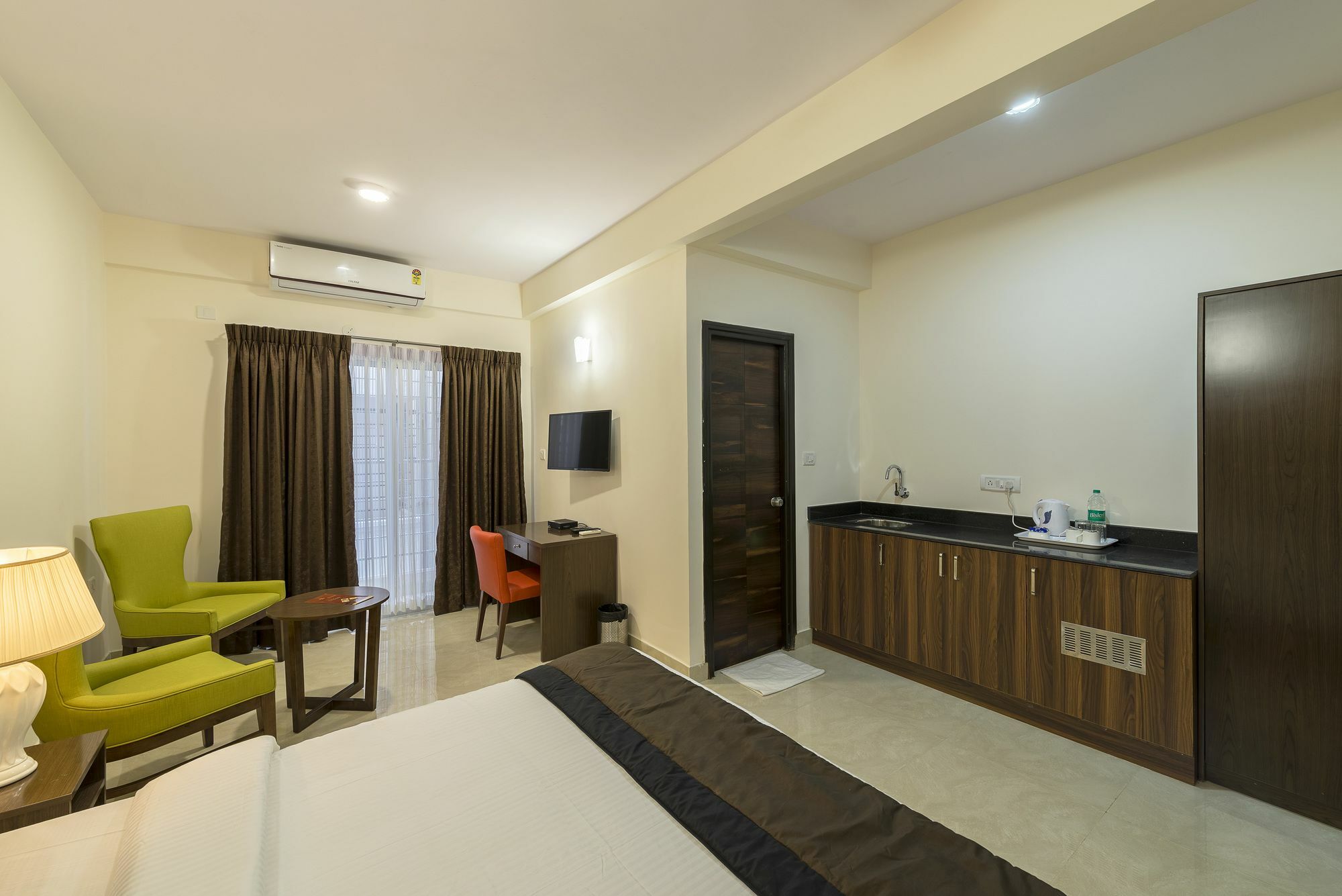 Hotel Daffodil Delight - Manyata Tech Park Bangalore Exterior foto